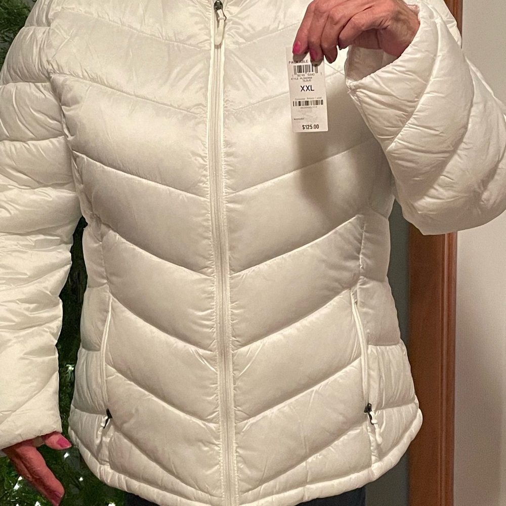 NWT’s Charter Club packable jacket with hood, size XXL.